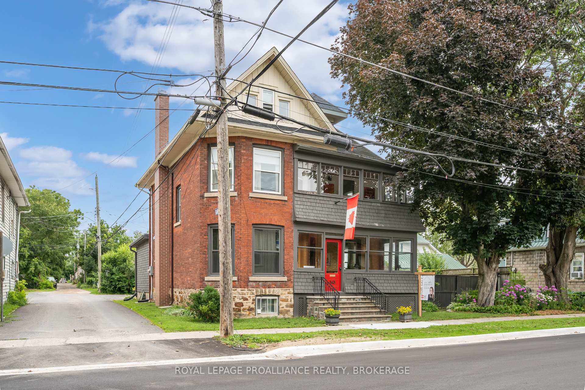 Photo 2 of 145 Charles Street N, Gananoque, Gananoque — HOMEH