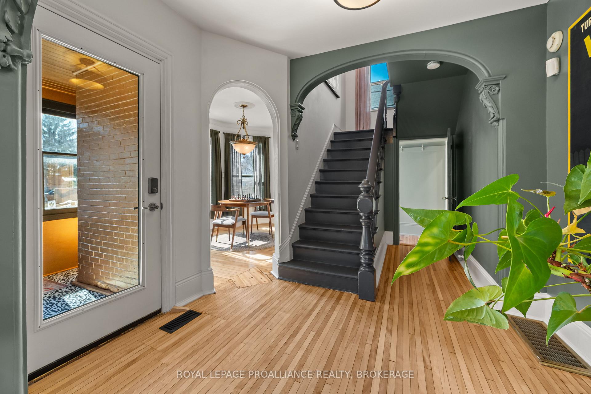 Photo 38 of 145 Charles Street N, Gananoque, Gananoque — HOMEH