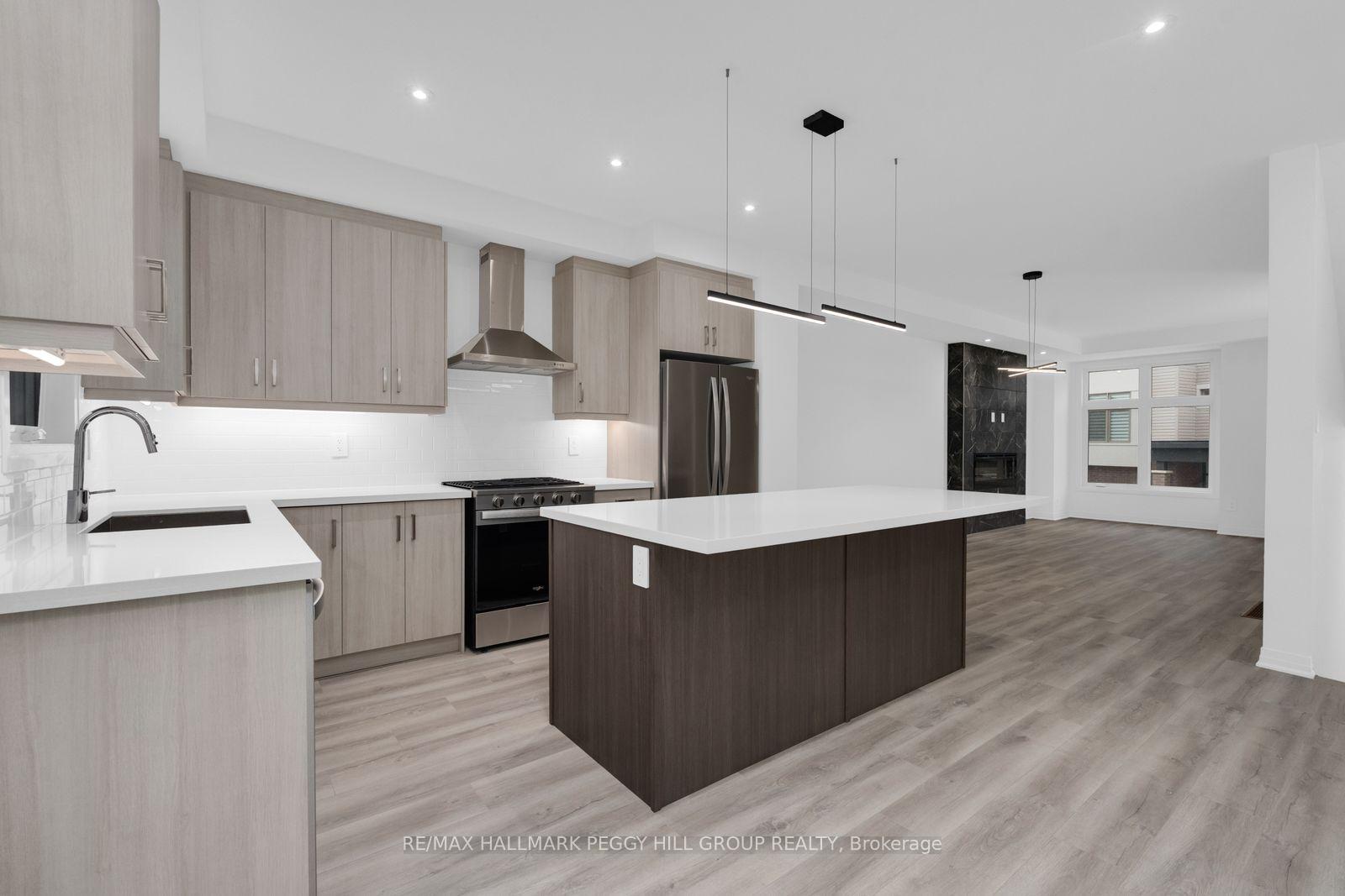 Photo 5 of 50 Brandon Crescent, New Tecumseth, Tottenham — HOMEH