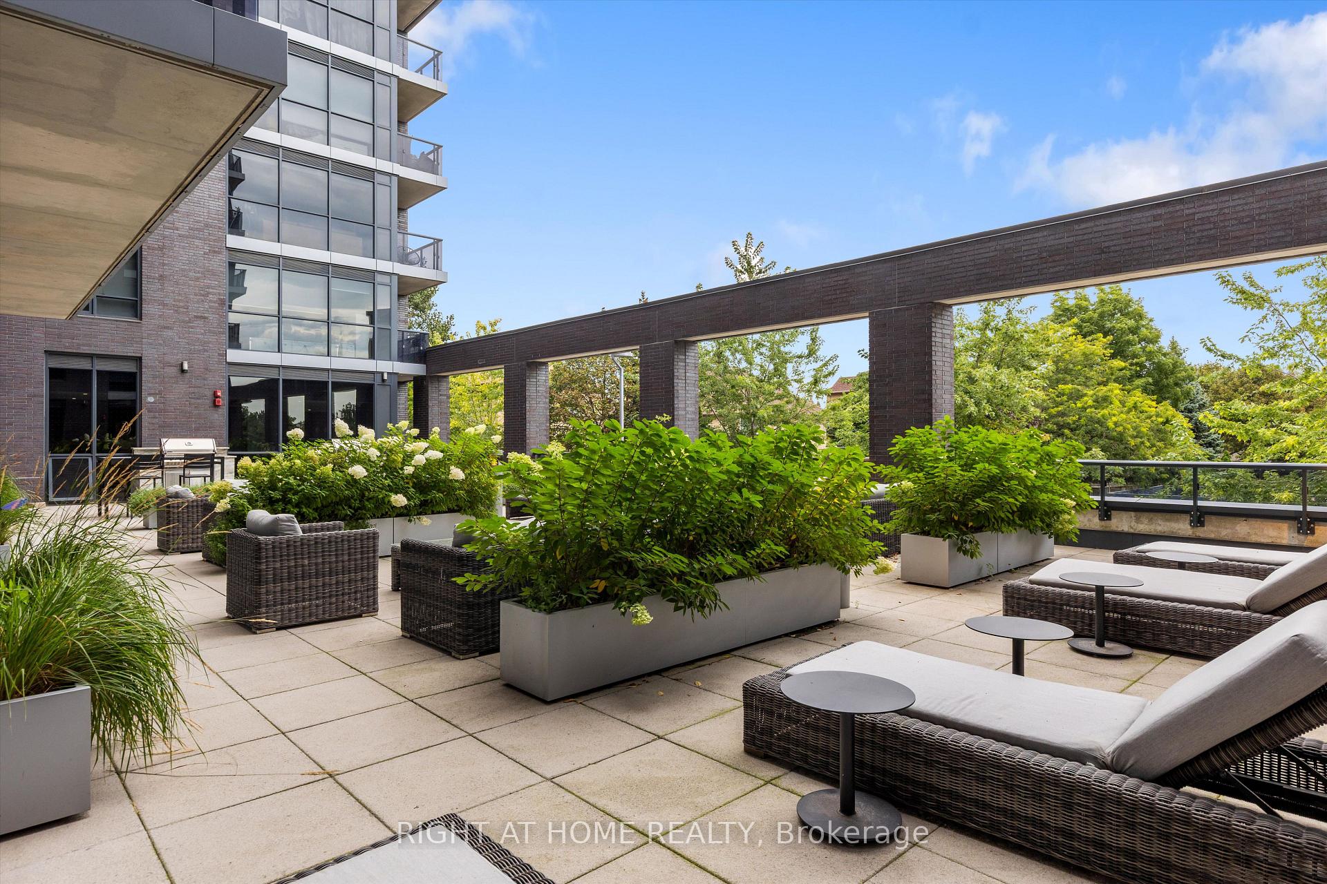 Photo 26 of 26 Gibbs Road, Etobicoke, Islington-City Centre West — HOMEH