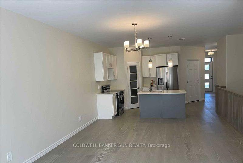 Photo 3 of 22 Athabaska Drive, Belleville, Thurlow Ward — HOMEH