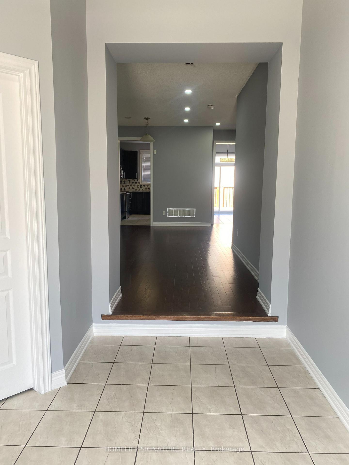 Photo 2 of 40 Kilkarrin Road, Brampton, Northwest Brampton — HOMEH