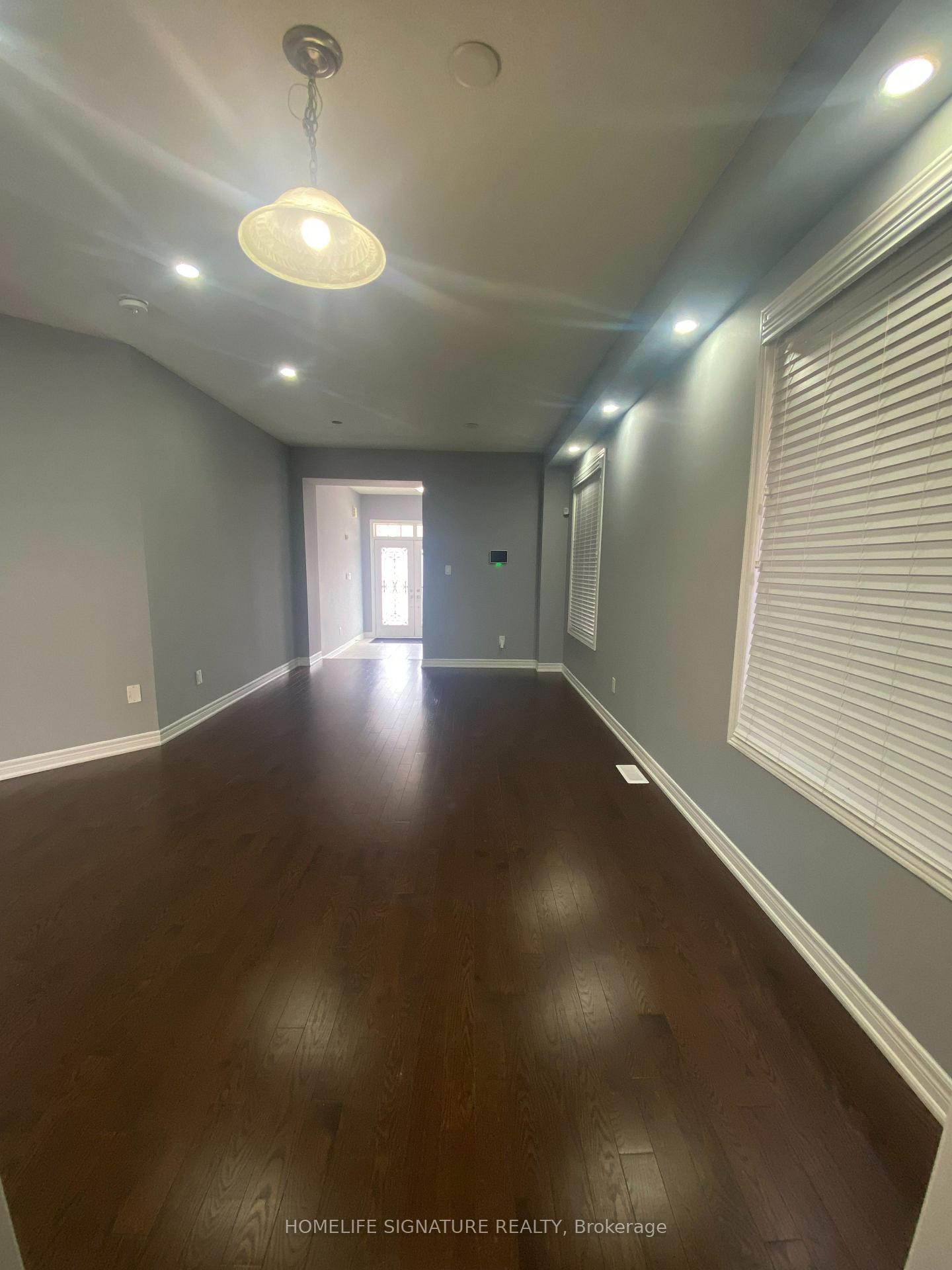 Photo 7 of 40 Kilkarrin Road, Brampton, Northwest Brampton — HOMEH