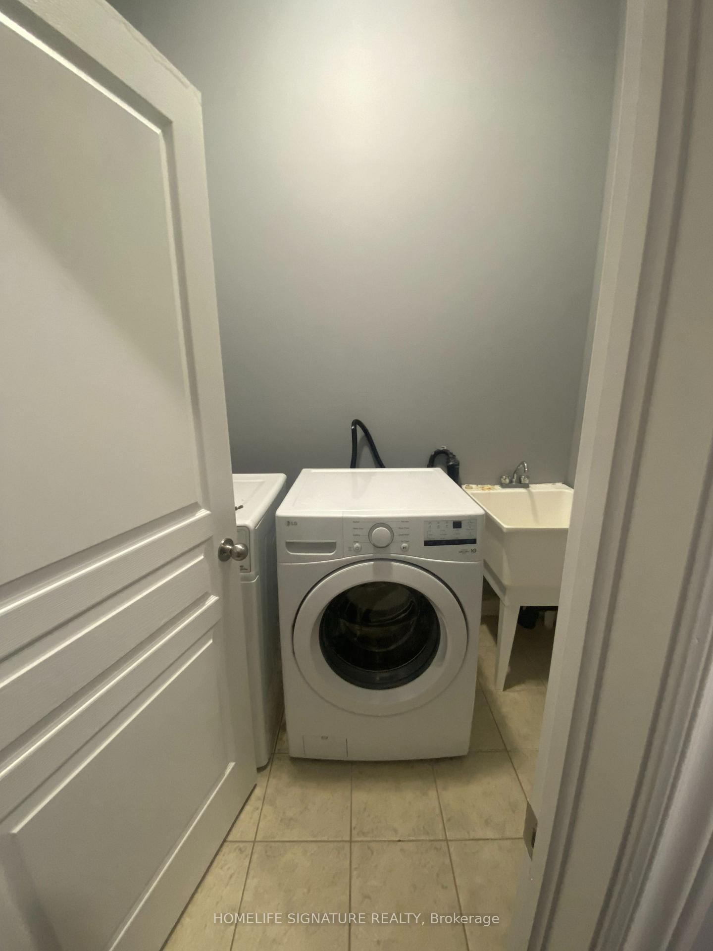 Photo 16 of 40 Kilkarrin Road, Brampton, Northwest Brampton — HOMEH