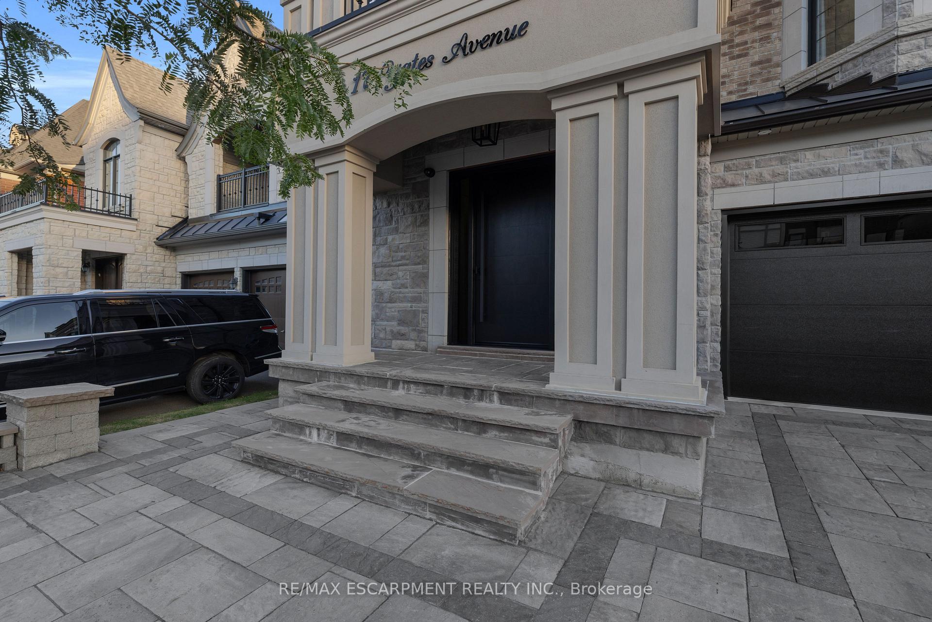 Photo 6 of 17 Yates Avenue, Vaughan, Patterson — HOMEH