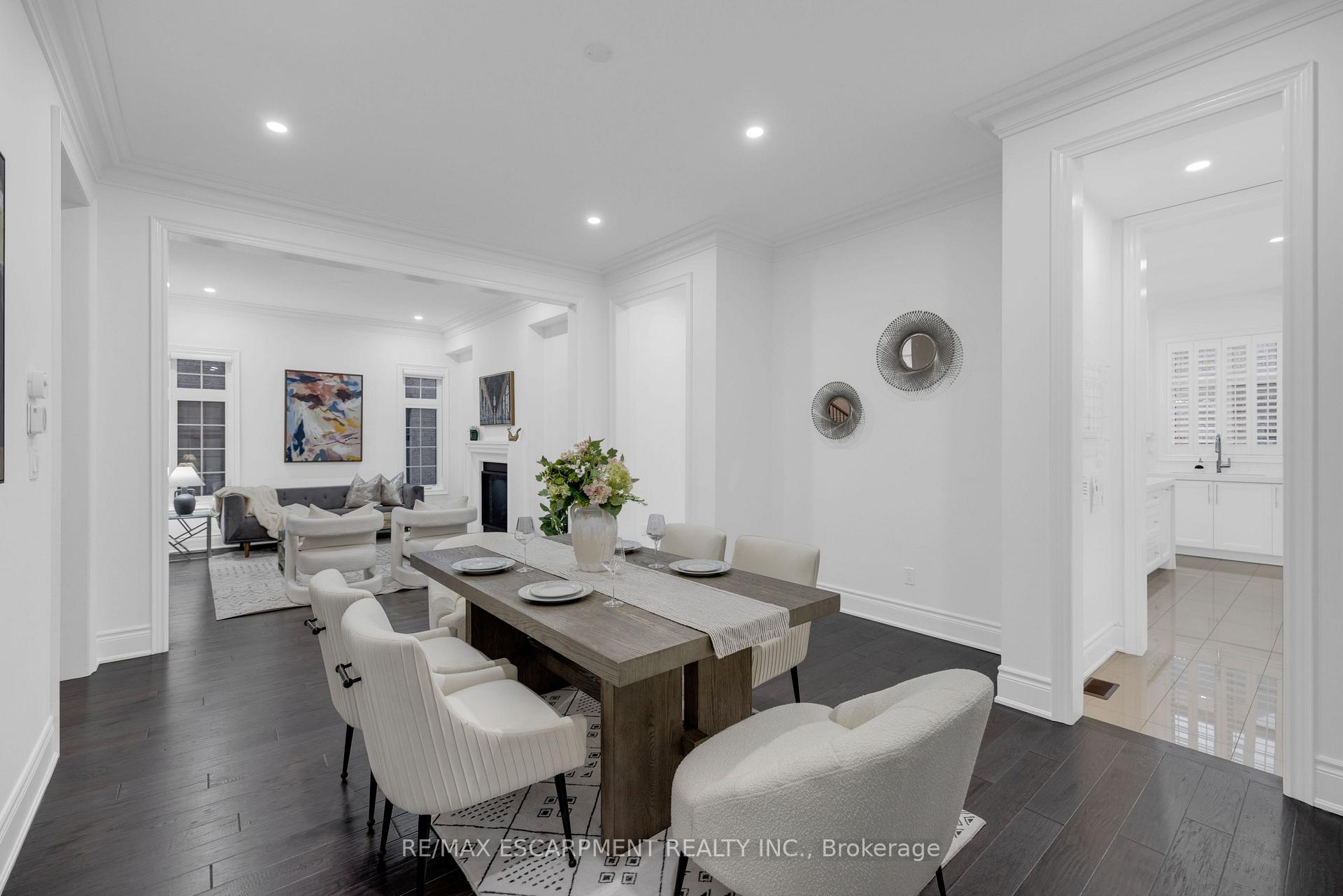 Photo 11 of 17 Yates Avenue, Vaughan, Patterson — HOMEH