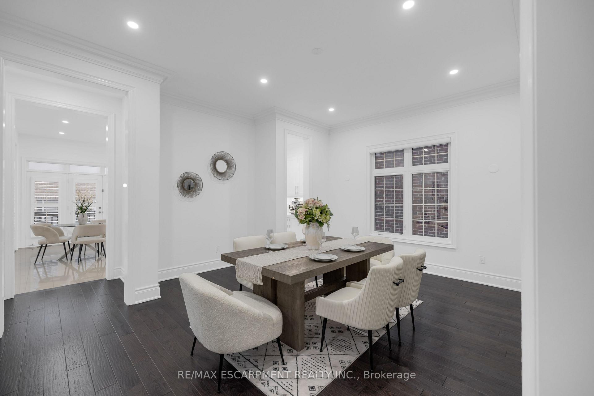 Photo 12 of 17 Yates Avenue, Vaughan, Patterson — HOMEH