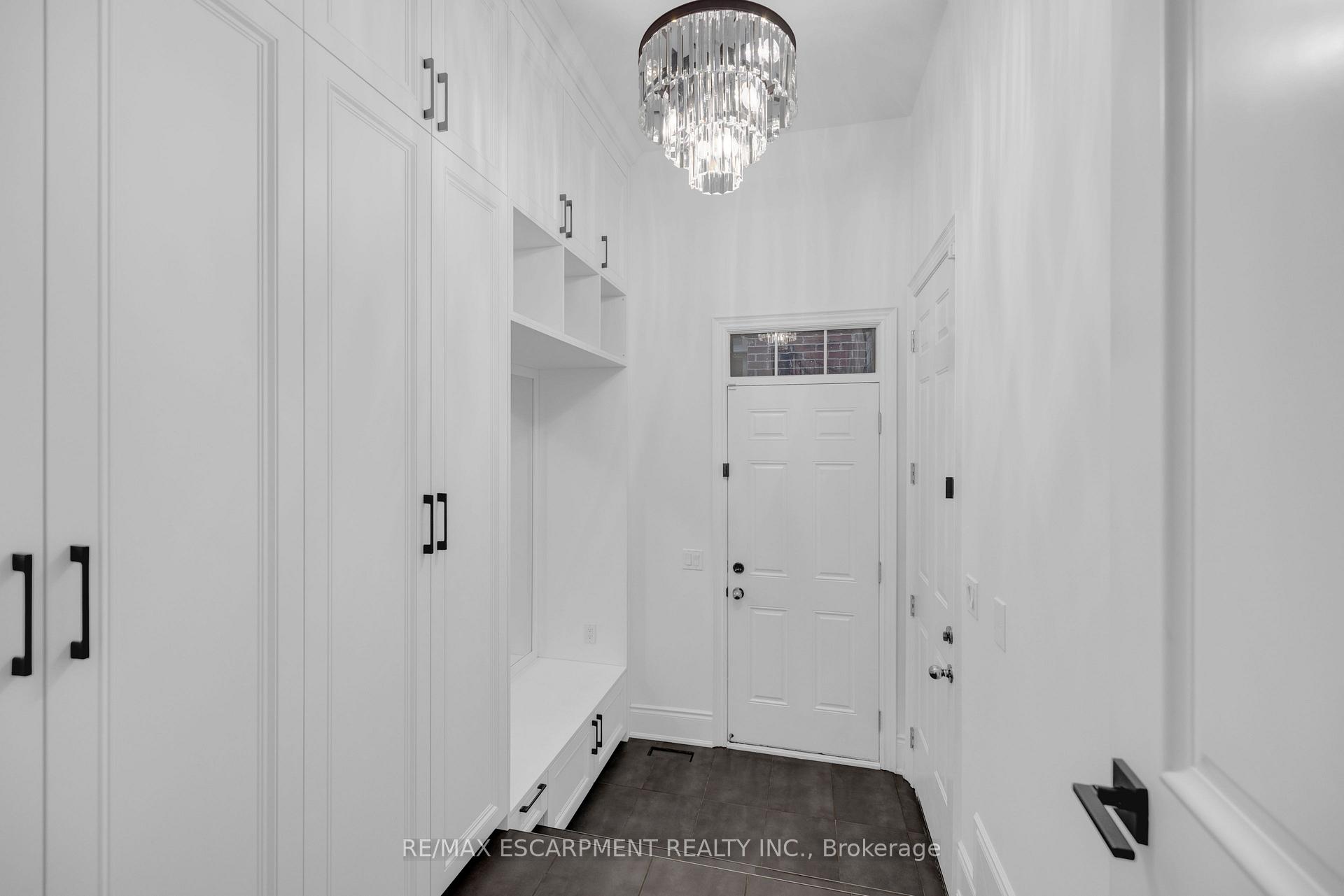 Photo 18 of 17 Yates Avenue, Vaughan, Patterson — HOMEH