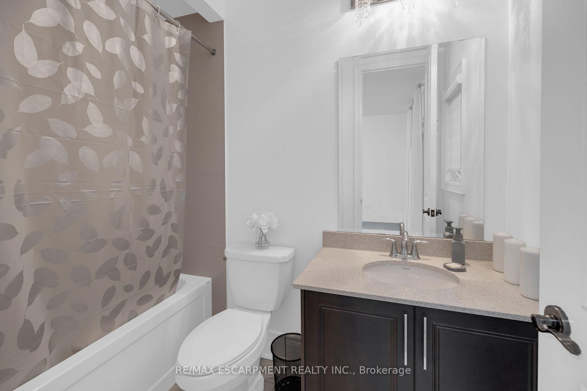 Photo 26 of 17 Yates Avenue, Vaughan, Patterson — HOMEH