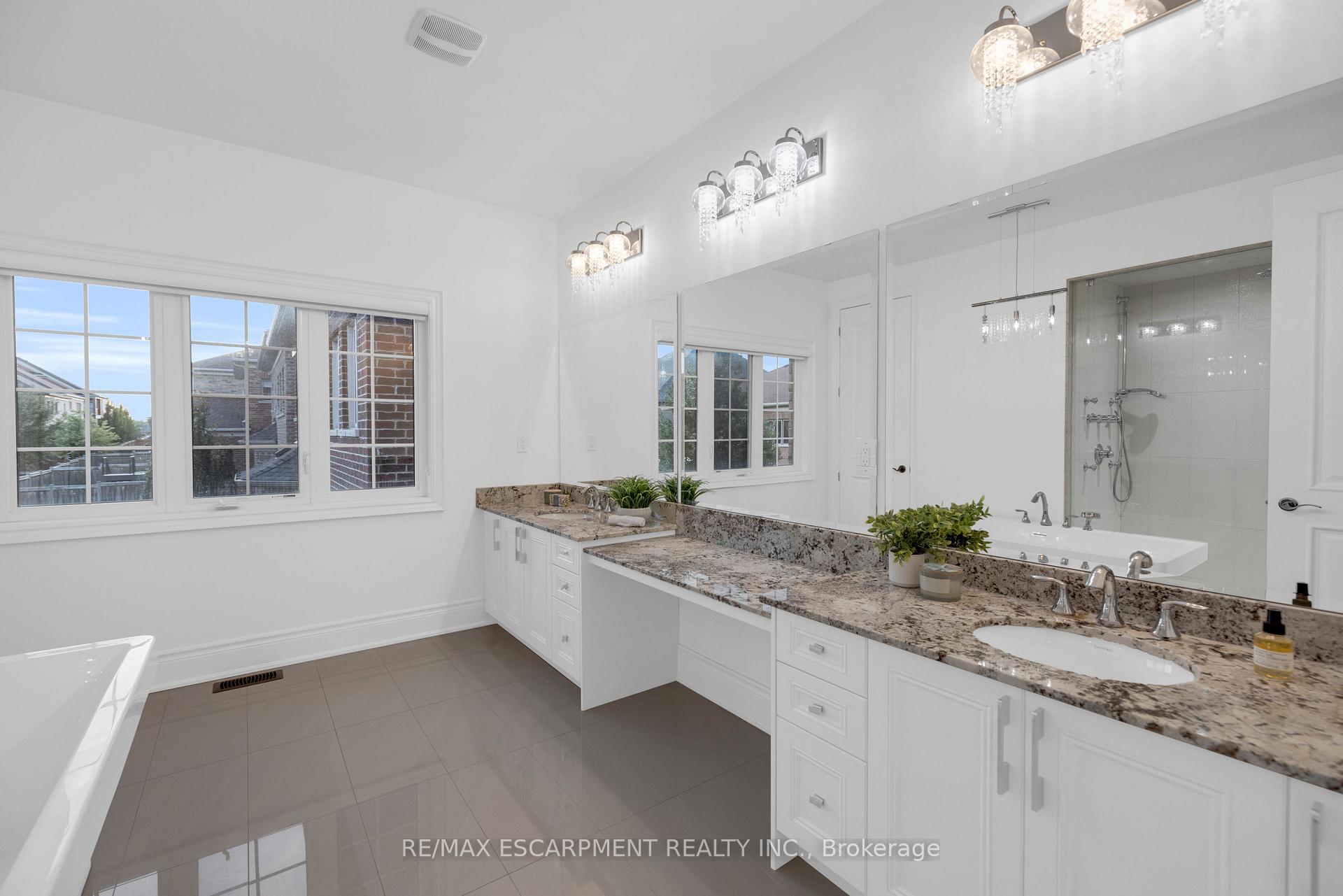Photo 30 of 17 Yates Avenue, Vaughan, Patterson — HOMEH
