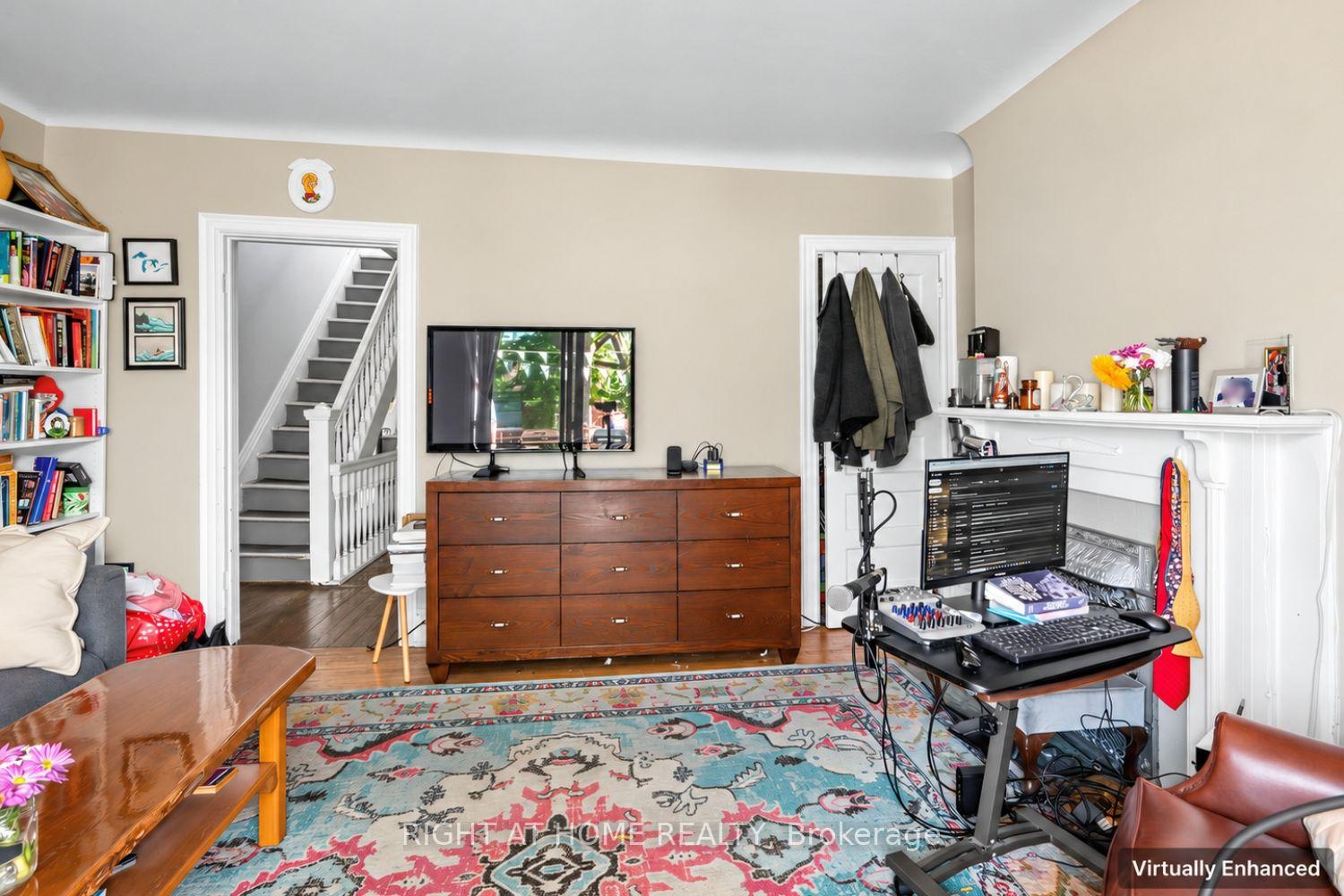 Photo 8 of 195 Grace Street, Toronto, Palmerston-Little Italy — HOMEH