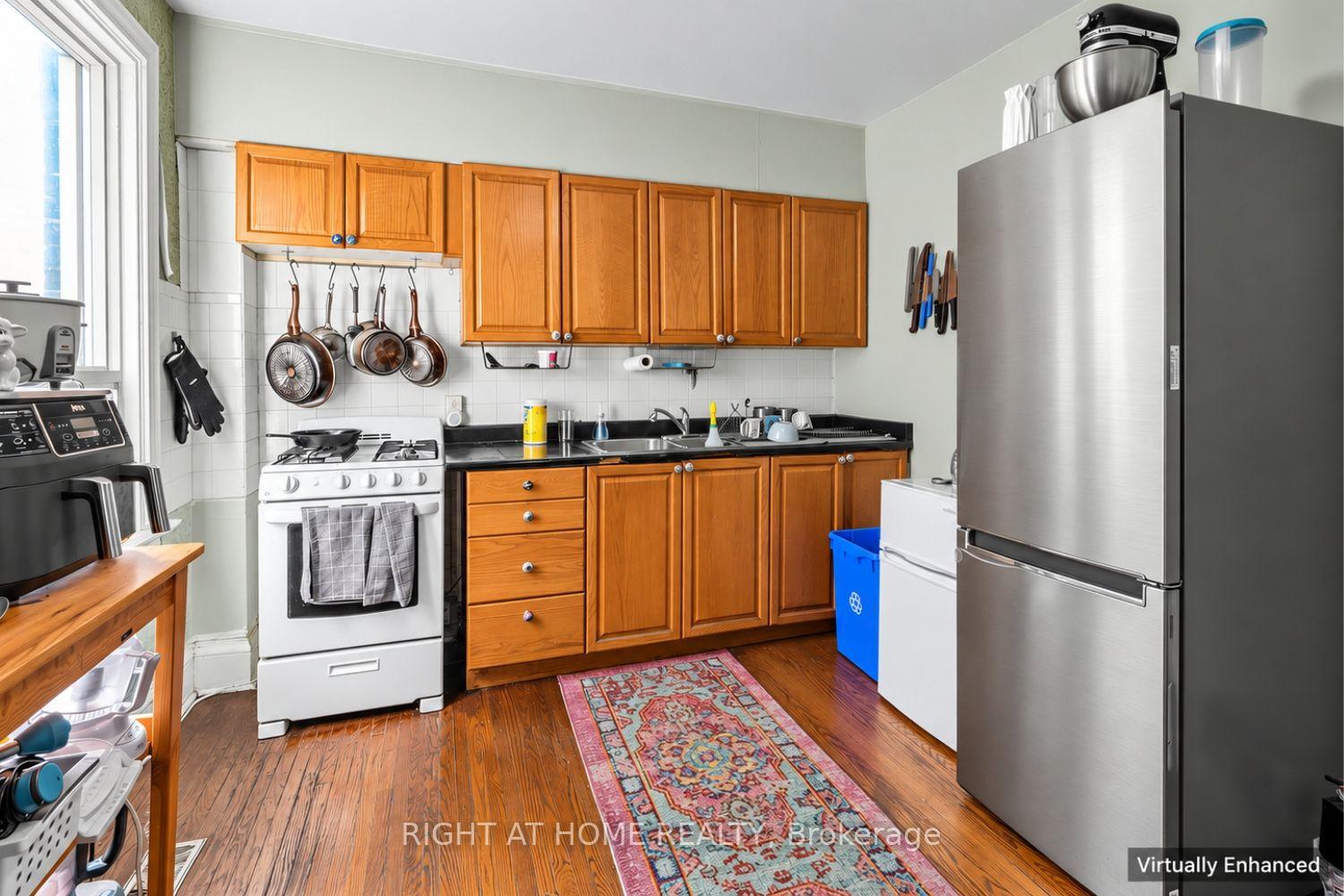 Photo 11 of 195 Grace Street, Toronto, Palmerston-Little Italy — HOMEH
