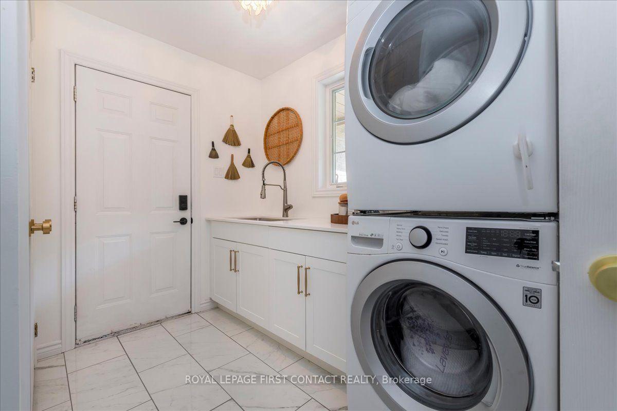 Photo 17 of 22 Mcfadden Drive, Springwater, Hillsdale — HOMEH