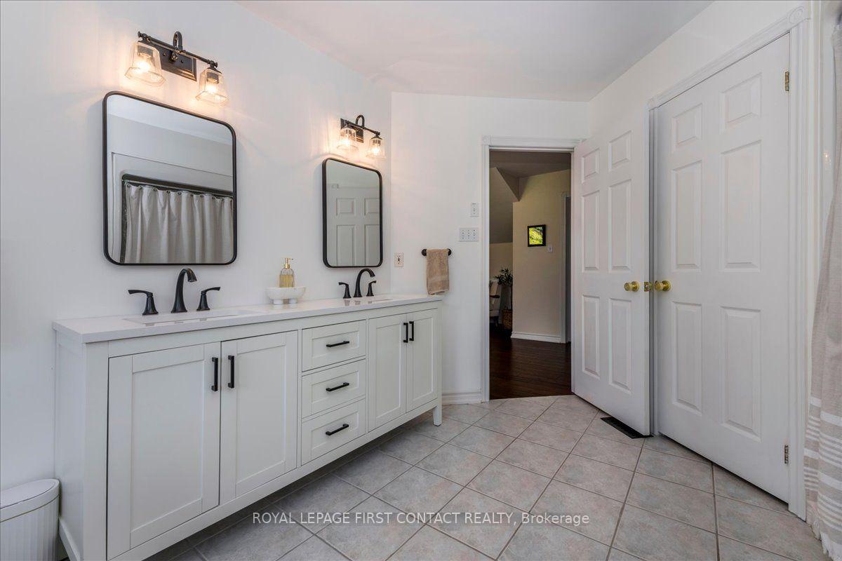 Photo 20 of 22 Mcfadden Drive, Springwater, Hillsdale — HOMEH