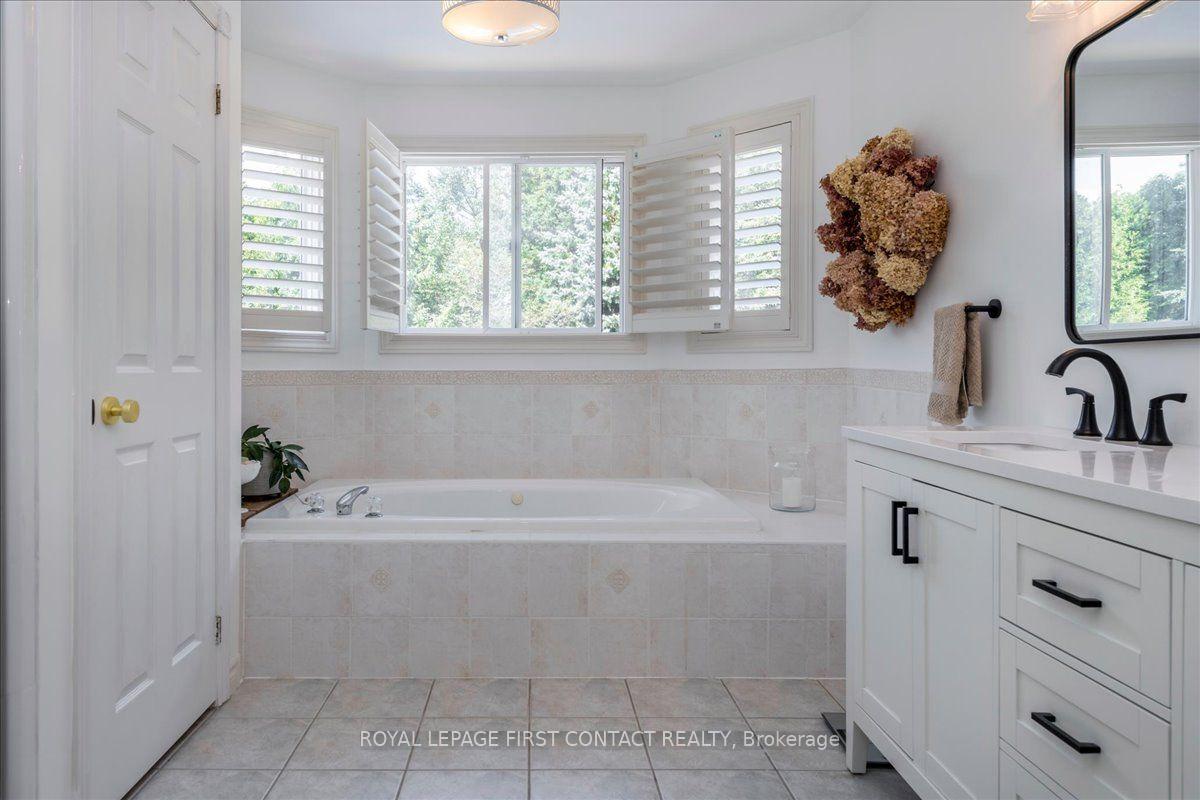 Photo 21 of 22 Mcfadden Drive, Springwater, Hillsdale — HOMEH