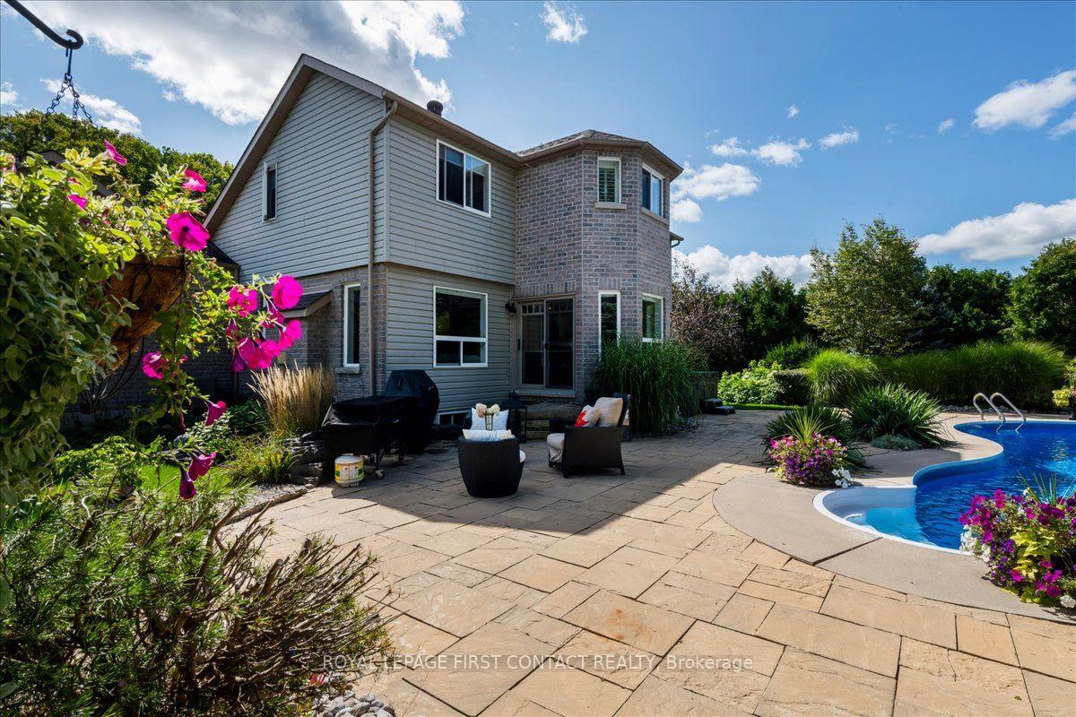 Photo 35 of 22 Mcfadden Drive, Springwater, Hillsdale — HOMEH