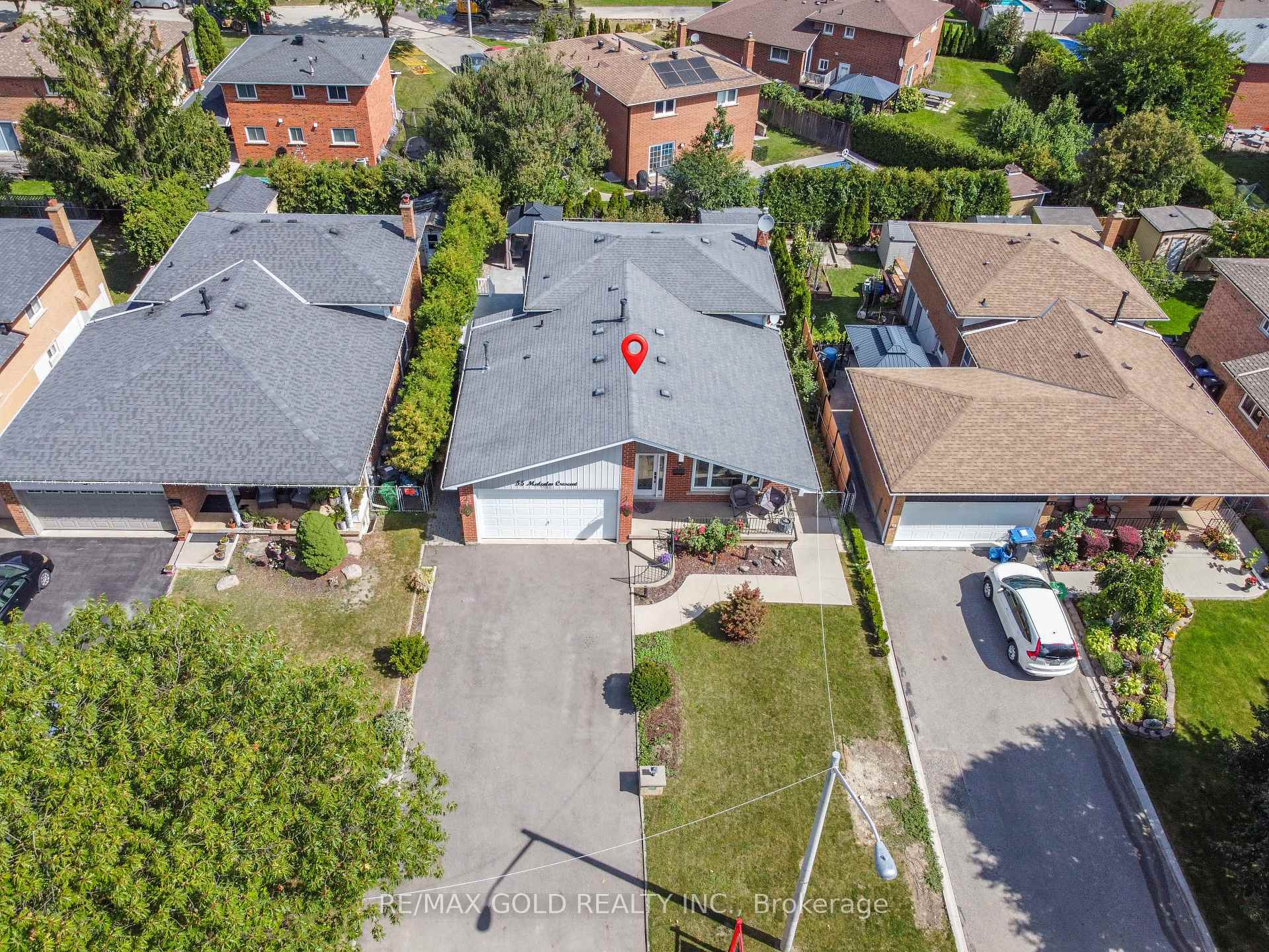 Photo 2 of 55 Malcolm Crescent, Brampton, Central Park — HOMEH