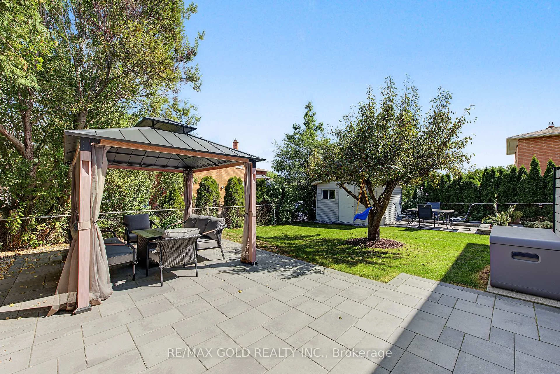 Photo 43 of 55 Malcolm Crescent, Brampton, Central Park — HOMEH
