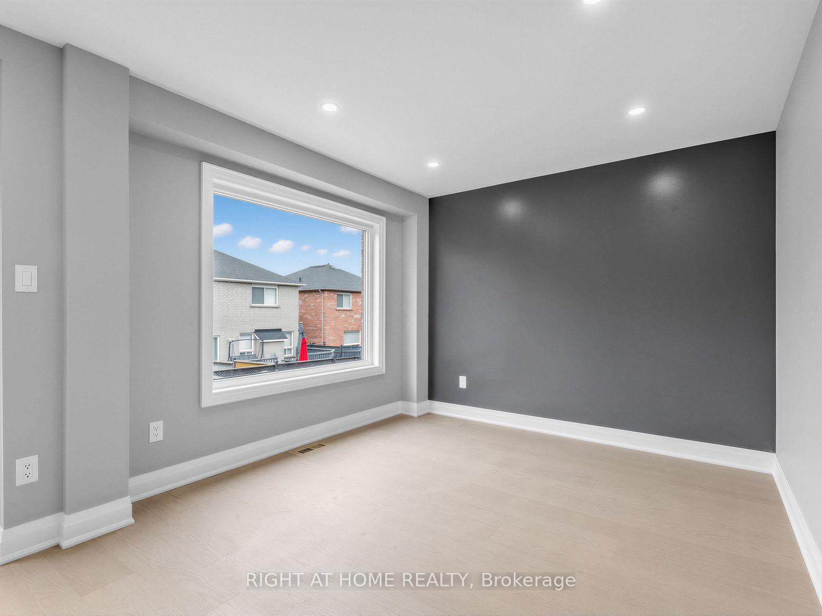 Photo 14 of 75 Borealis Avenue, Aurora, Bayview Northeast — HOMEH