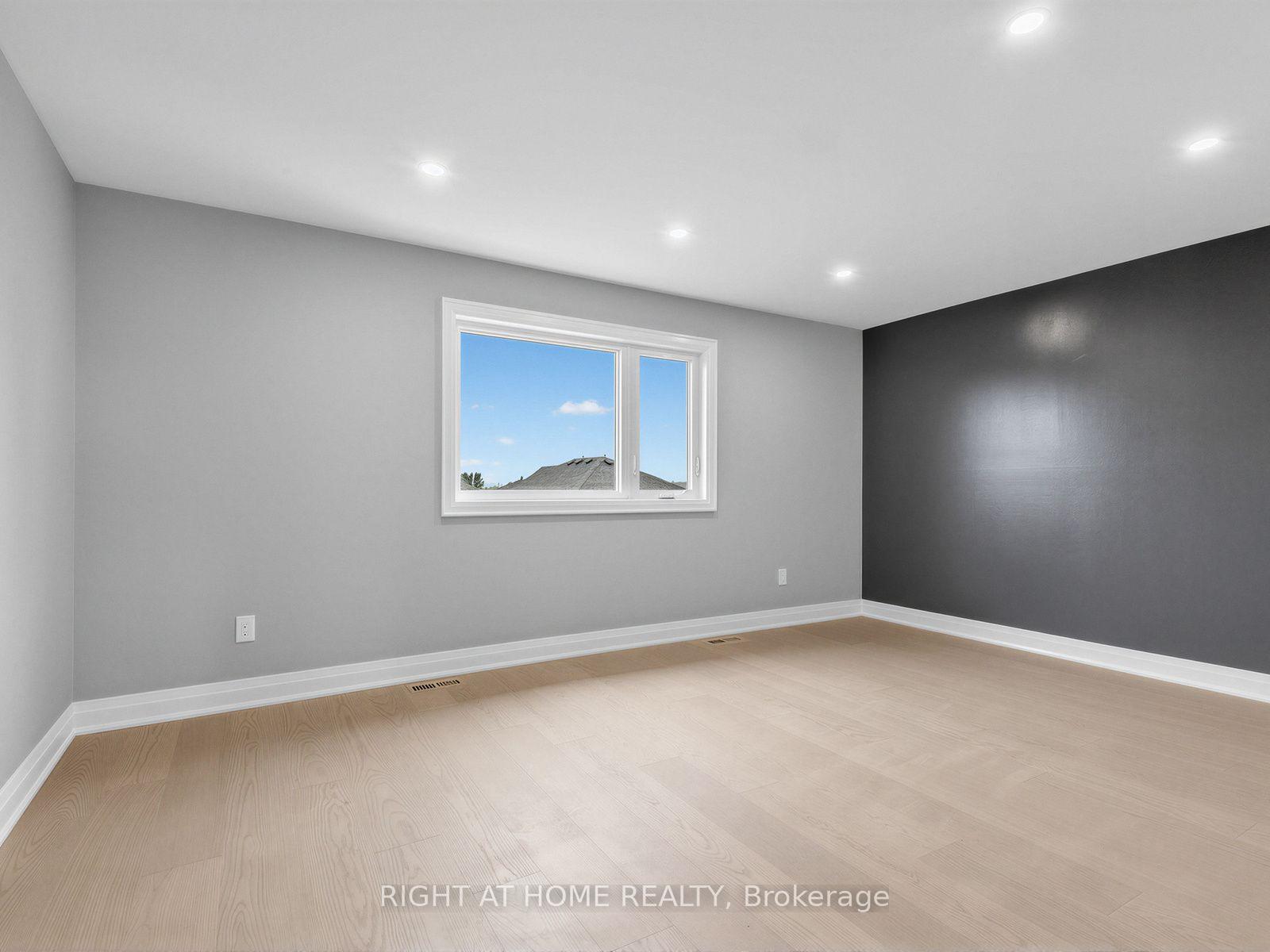 Photo 22 of 75 Borealis Avenue, Aurora, Bayview Northeast — HOMEH