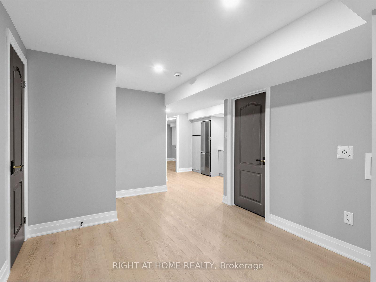 Photo 36 of 75 Borealis Avenue, Aurora, Bayview Northeast — HOMEH