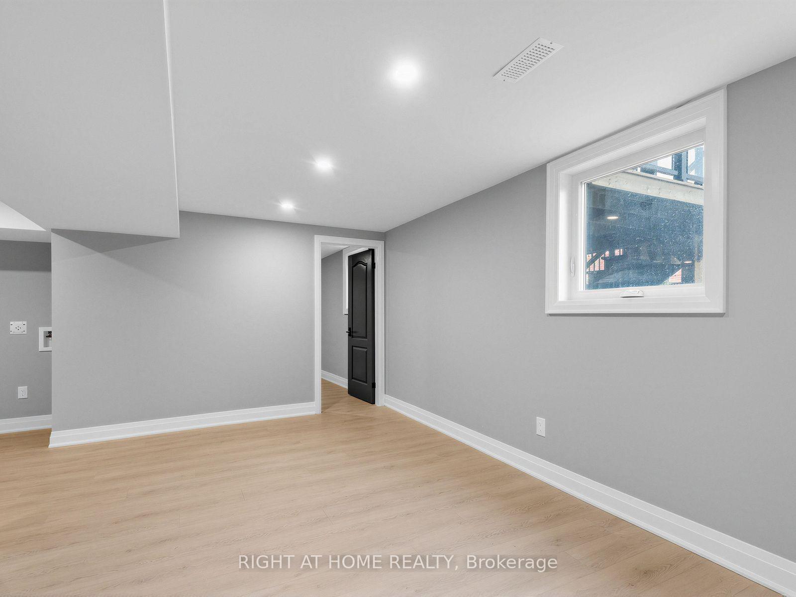 Photo 40 of 75 Borealis Avenue, Aurora, Bayview Northeast — HOMEH
