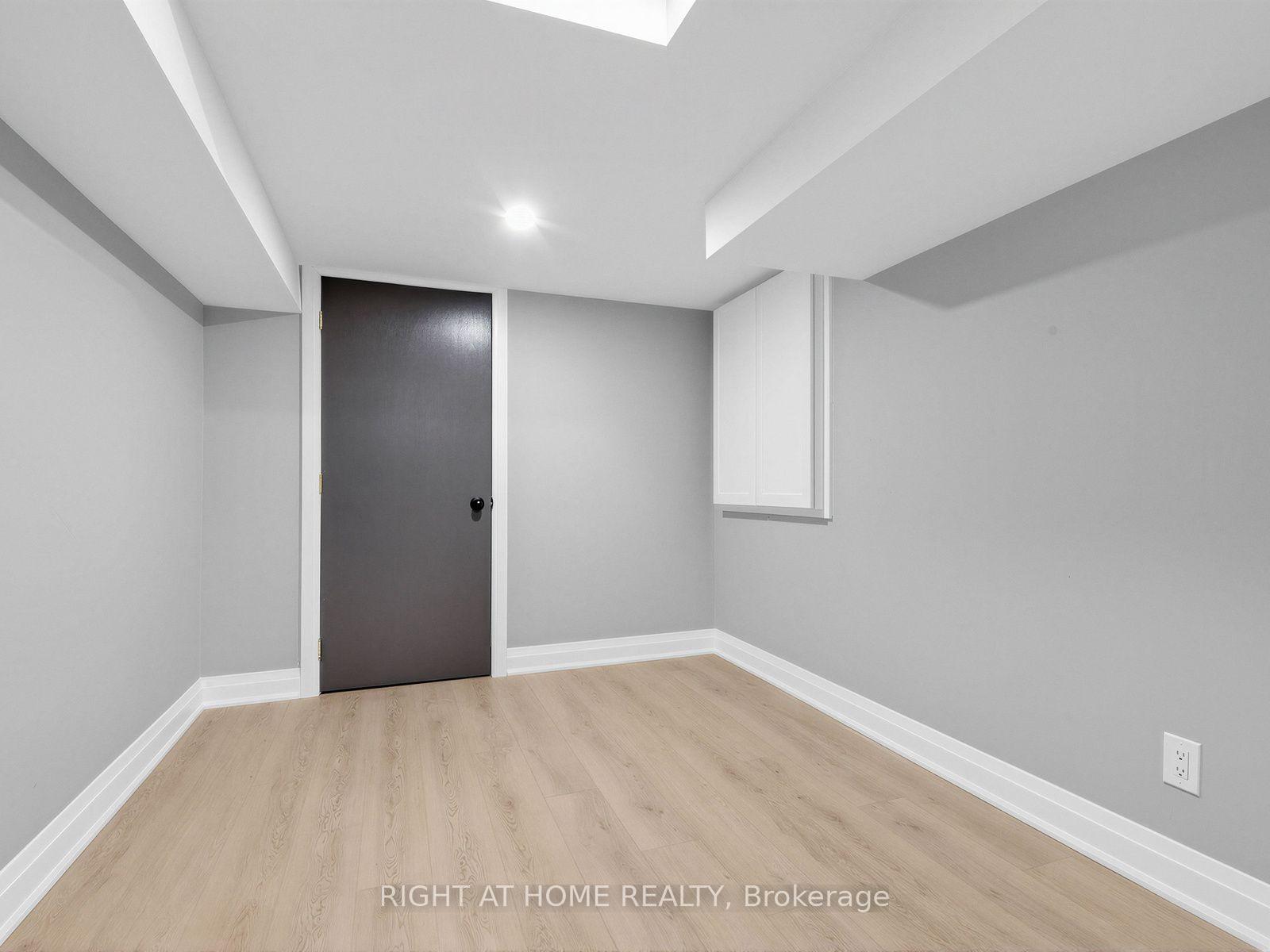 Photo 42 of 75 Borealis Avenue, Aurora, Bayview Northeast — HOMEH