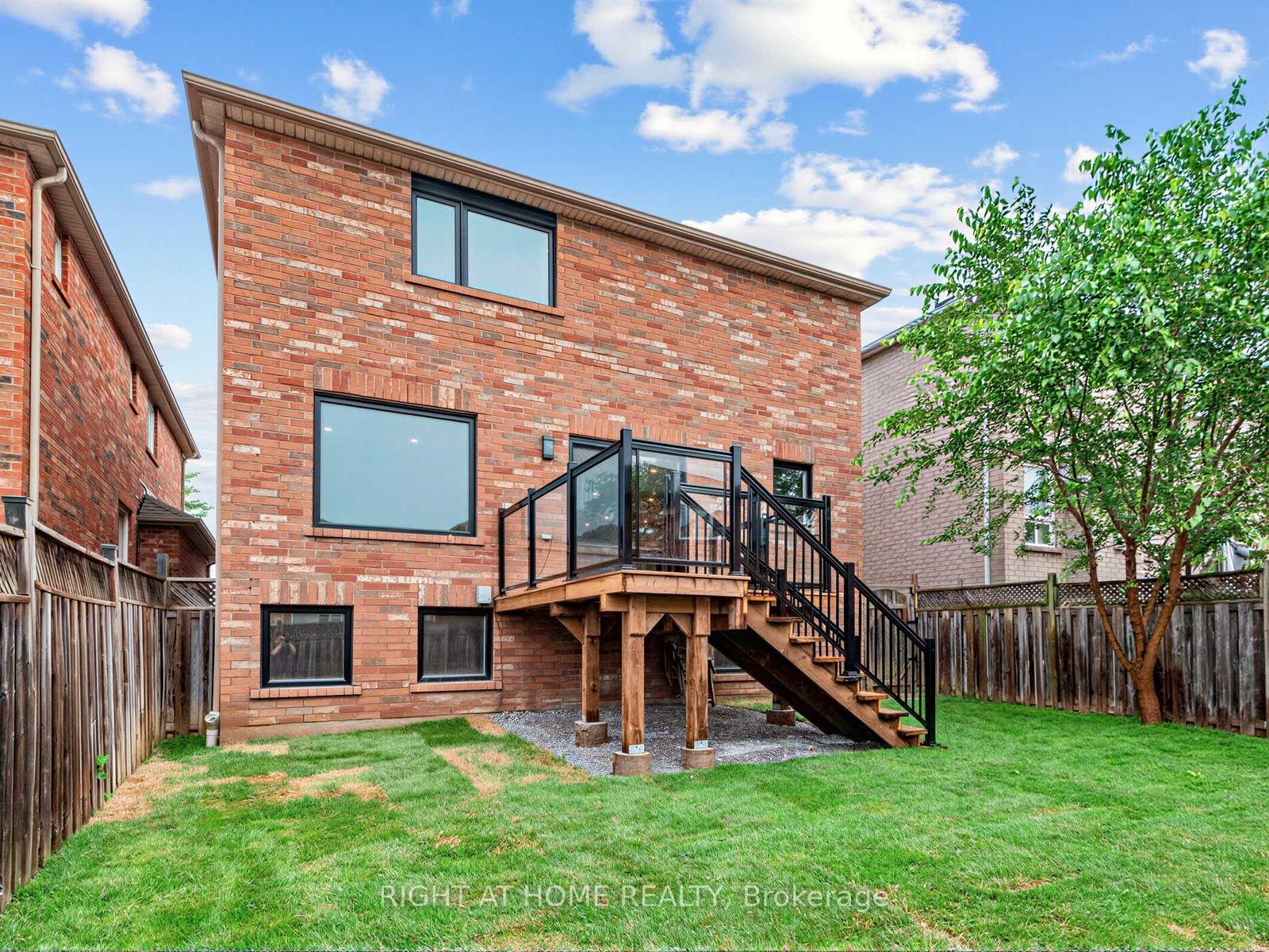 Photo 44 of 75 Borealis Avenue, Aurora, Bayview Northeast — HOMEH