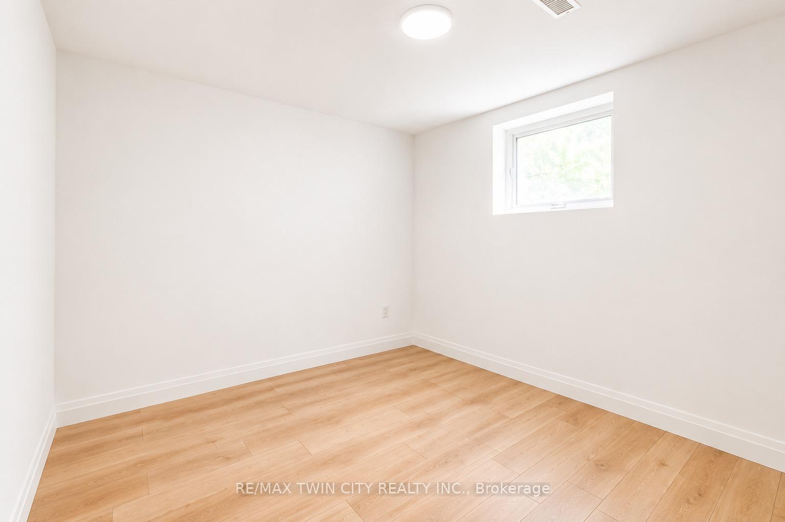 Photo 4 of Unit Basement, 53 Broken Oak Crescent, Kitchener, Forest Heights — HOMEH