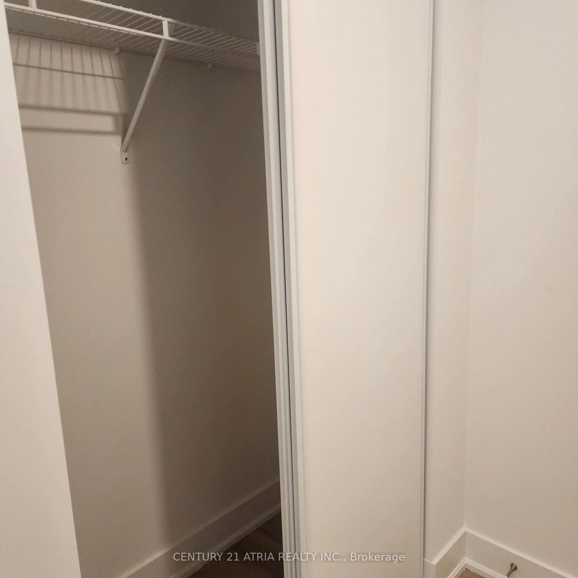 Photo 14 of Unit 801, 575 Conklin Road, Brantford, Henderson-Sky Acres — HOMEH