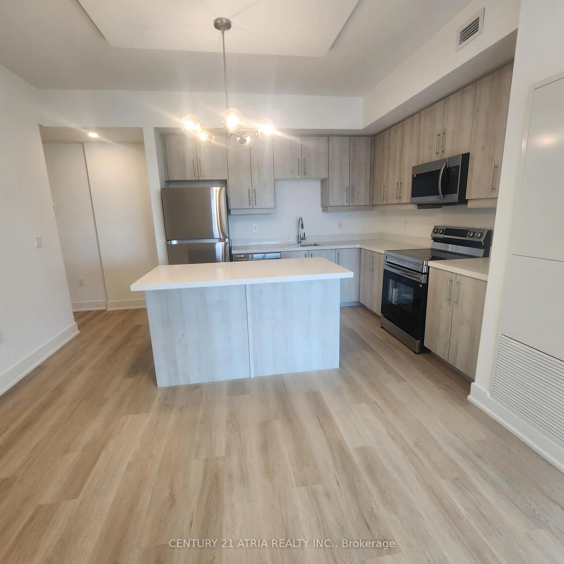 Photo 18 of Unit 801, 575 Conklin Road, Brantford, Henderson-Sky Acres — HOMEH