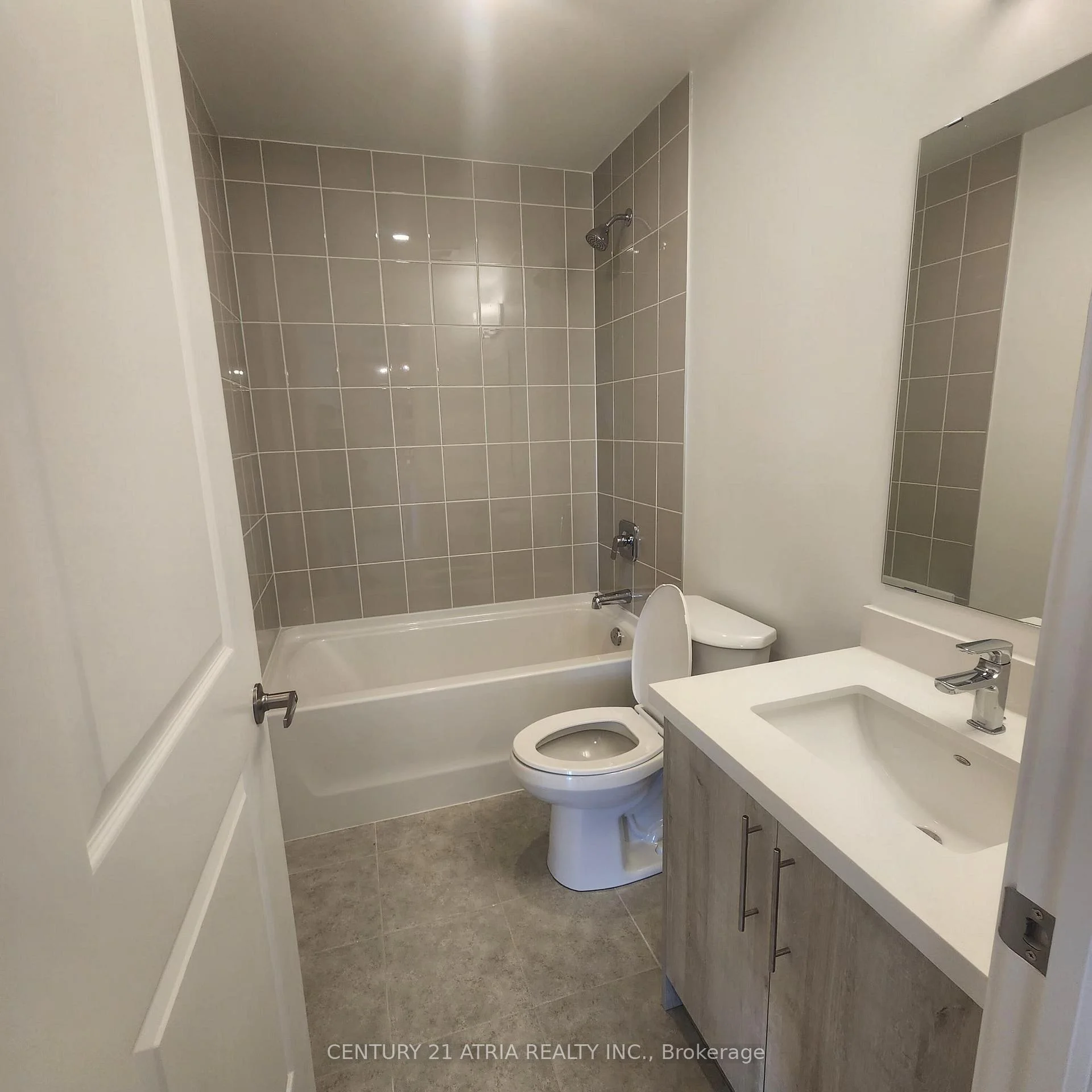 Photo 30 of Unit 801, 575 Conklin Road, Brantford, Henderson-Sky Acres — HOMEH