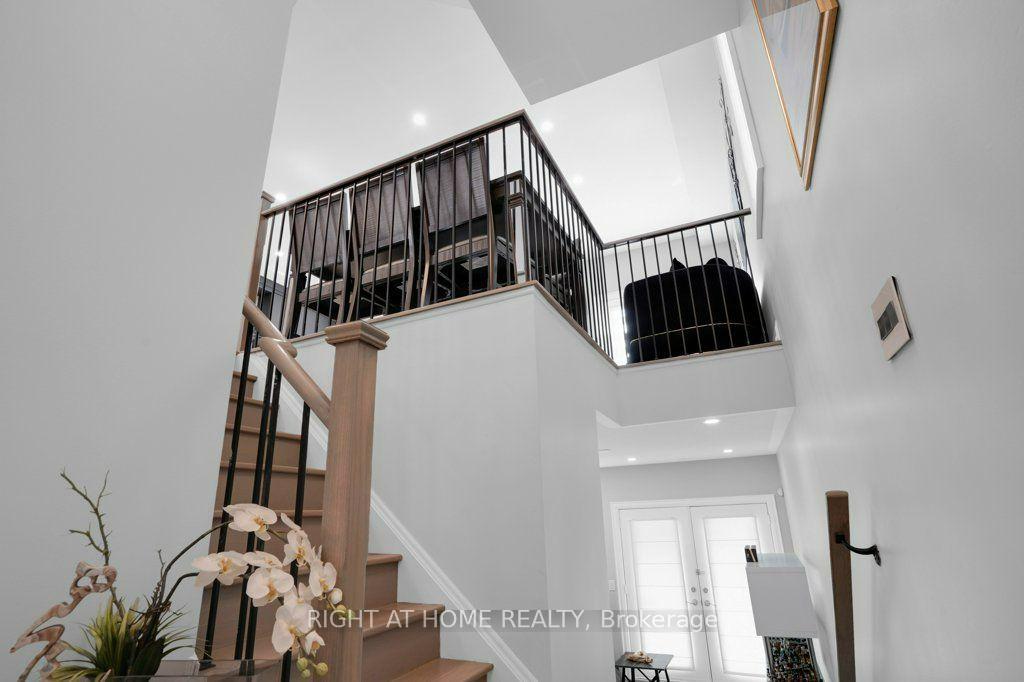 Photo 14 of 6 Plowman Lane, Richmond Hill, Rouge Woods — HOMEH