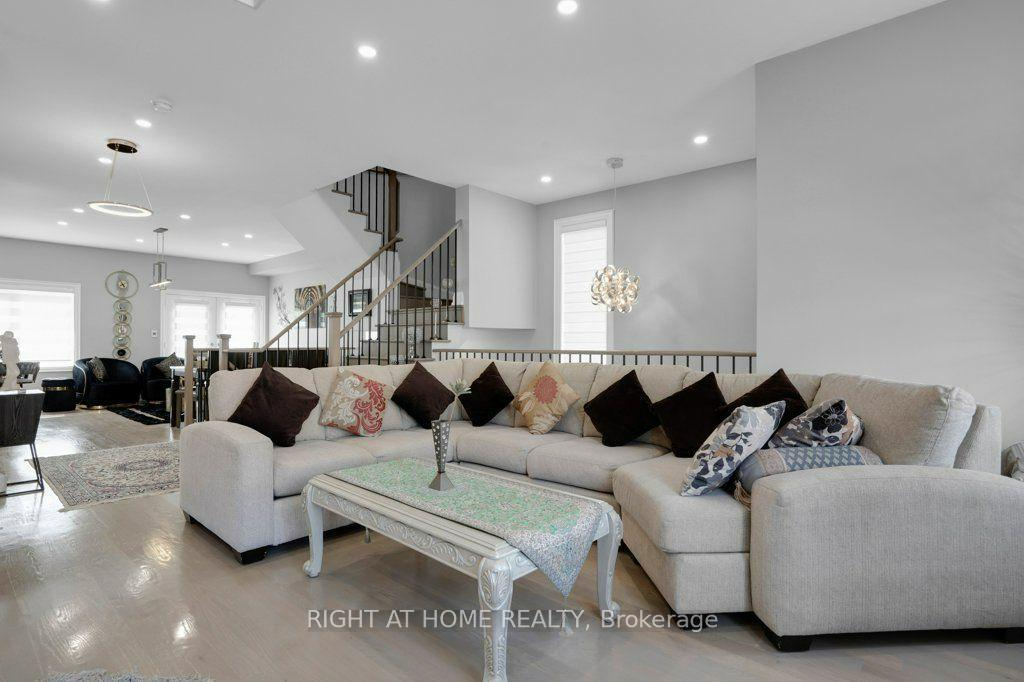 Photo 25 of 6 Plowman Lane, Richmond Hill, Rouge Woods — HOMEH