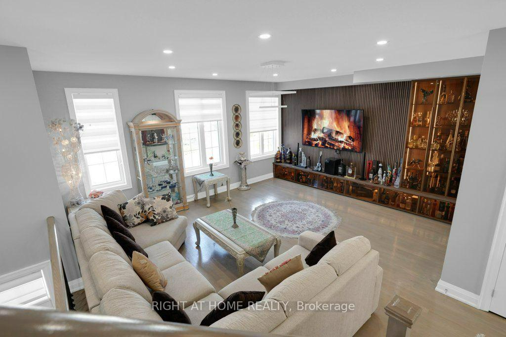Photo 27 of 6 Plowman Lane, Richmond Hill, Rouge Woods — HOMEH