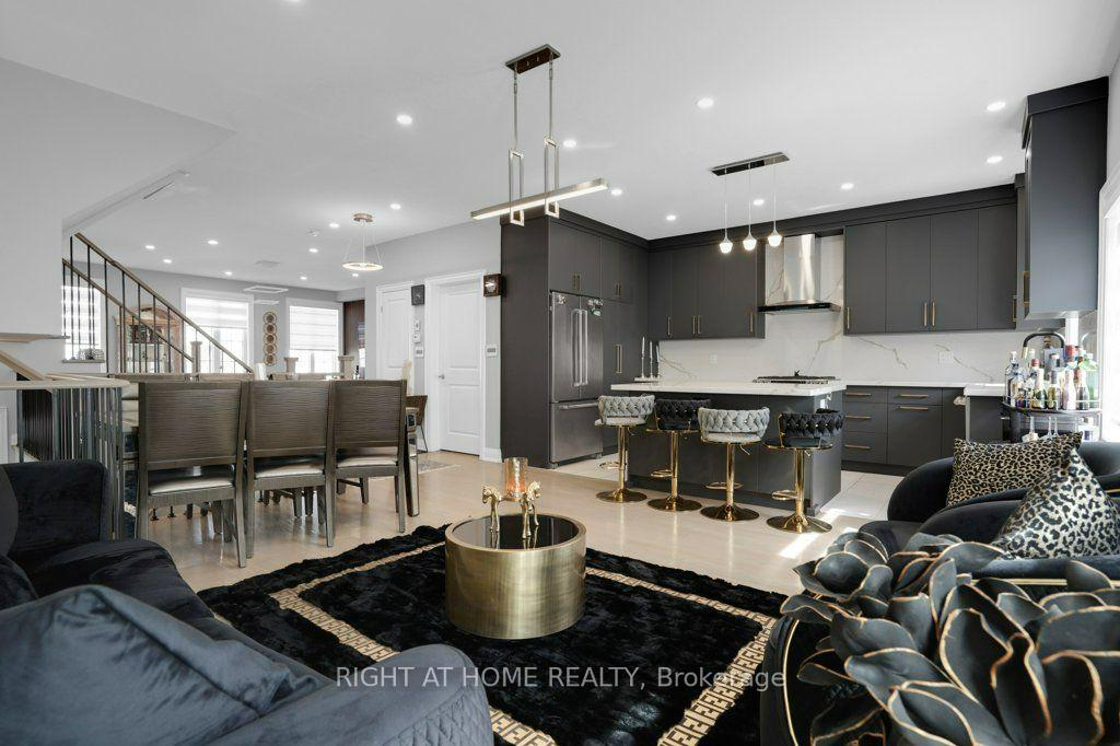 Photo 31 of 6 Plowman Lane, Richmond Hill, Rouge Woods — HOMEH