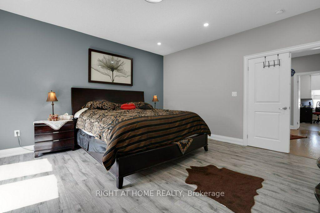 Photo 38 of 6 Plowman Lane, Richmond Hill, Rouge Woods — HOMEH