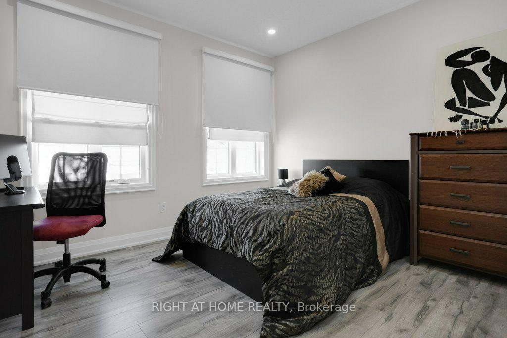Photo 44 of 6 Plowman Lane, Richmond Hill, Rouge Woods — HOMEH
