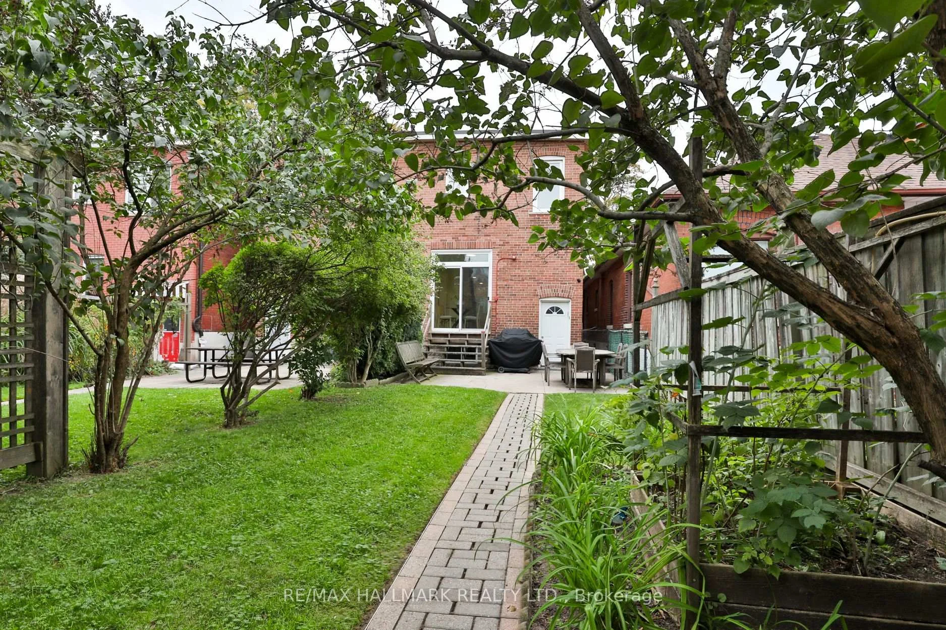 Photo 22 of 35 Boon Avenue, Toronto, Corso Italia-Davenport — HOMEH