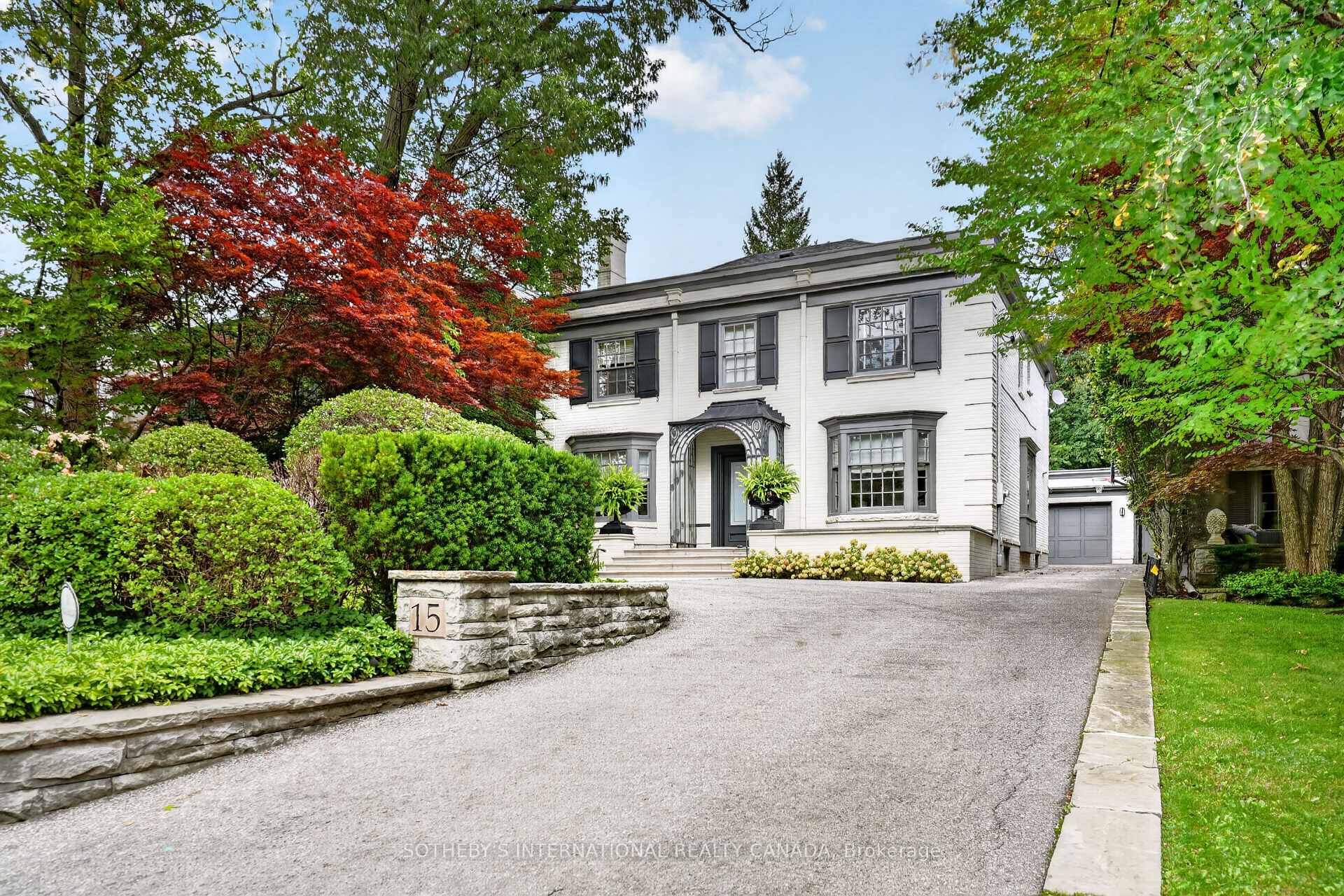 Photo 2 of 15 Alexandra Wood, Toronto, Bedford Park-Nortown — HOMEH