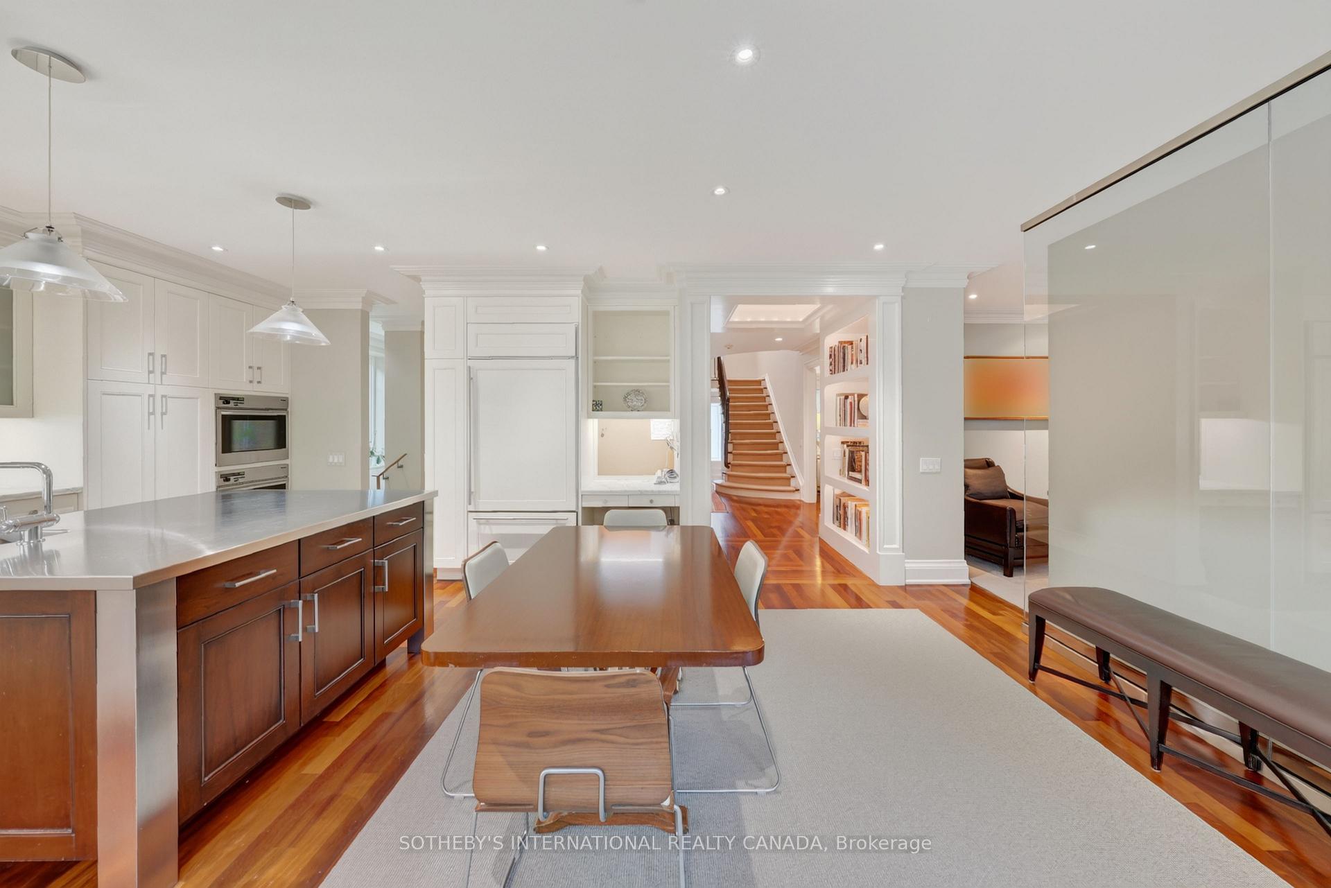 Photo 20 of 15 Alexandra Wood, Toronto, Bedford Park-Nortown — HOMEH