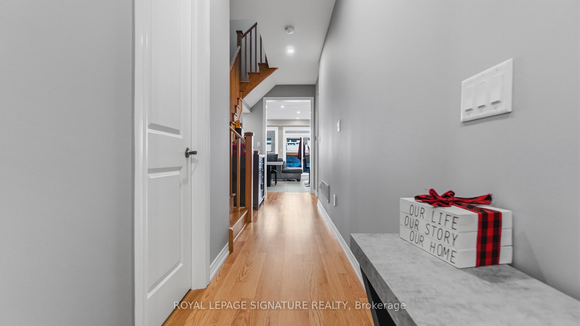 Photo 5 of 8 Angelfish Road, Brampton, Northwest Brampton — HOMEH