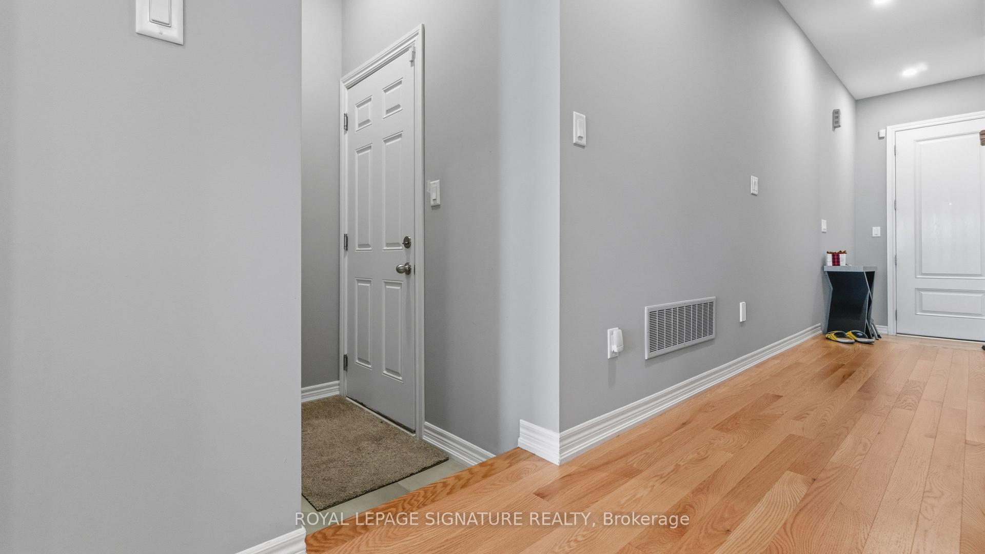 Photo 9 of 8 Angelfish Road, Brampton, Northwest Brampton — HOMEH