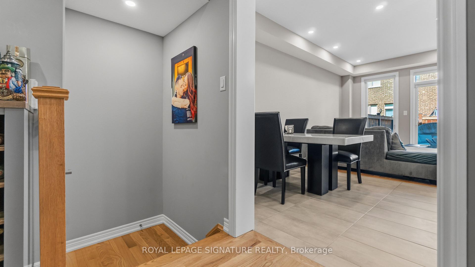 Photo 10 of 8 Angelfish Road, Brampton, Northwest Brampton — HOMEH