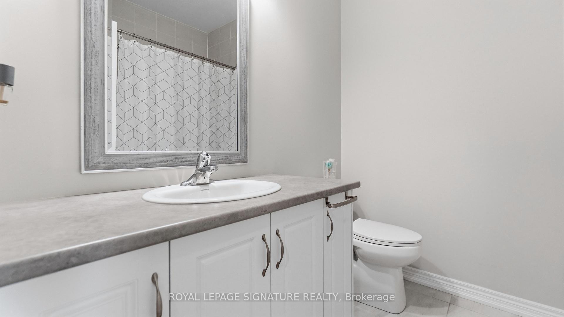 Photo 37 of 8 Angelfish Road, Brampton, Northwest Brampton — HOMEH