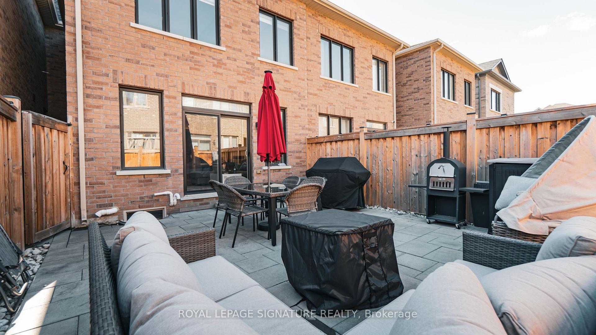 Photo 39 of 8 Angelfish Road, Brampton, Northwest Brampton — HOMEH