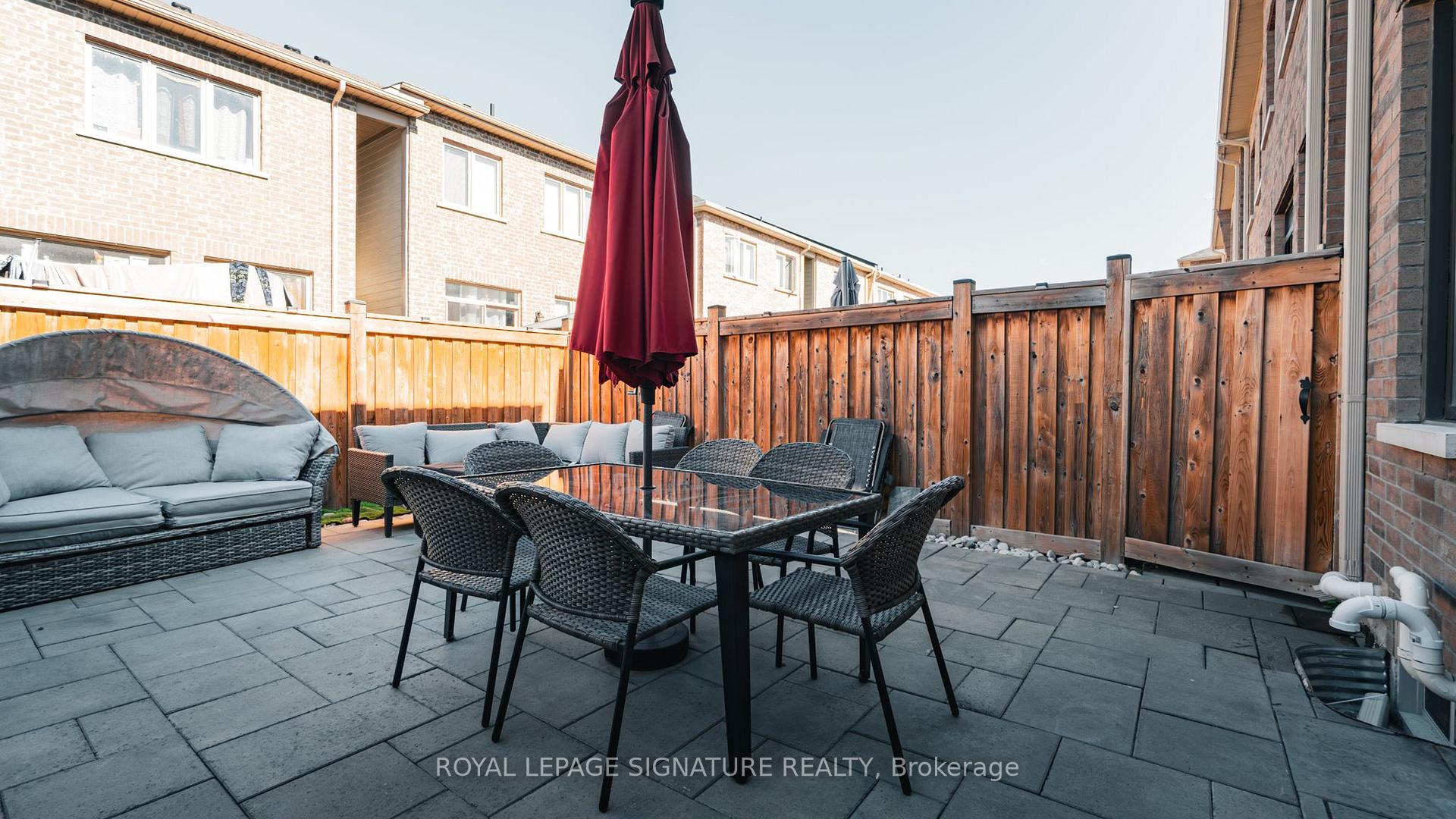 Photo 44 of 8 Angelfish Road, Brampton, Northwest Brampton — HOMEH