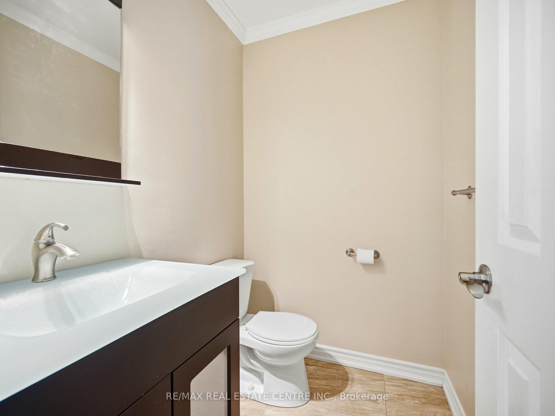 Photo 23 of Unit Upper Level, 112 Mountainview Road S, Halton Hills, Georgetown — HOMEH