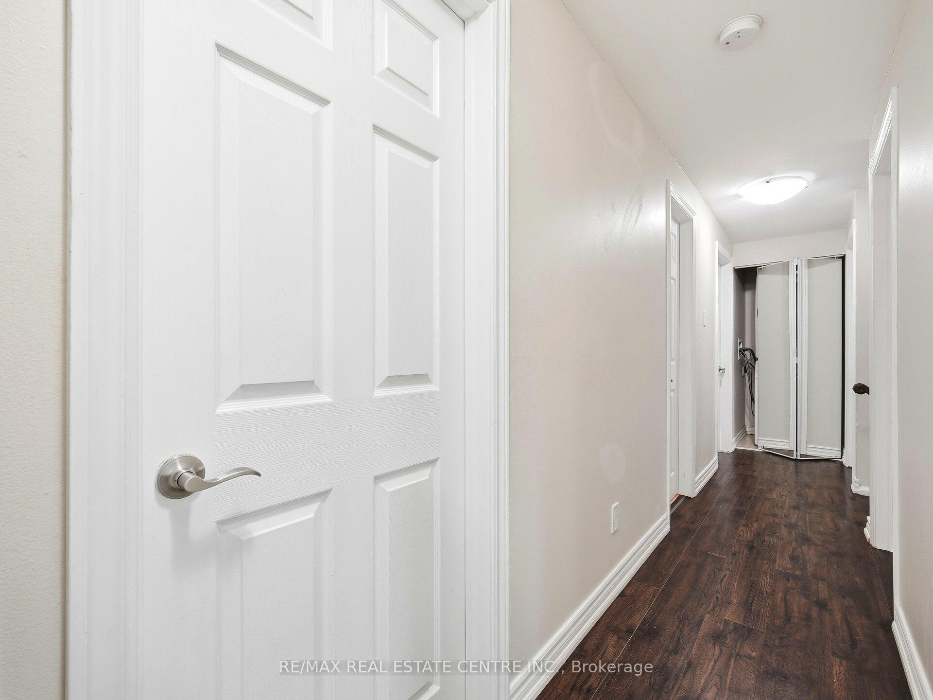 Photo 26 of Unit Upper Level, 112 Mountainview Road S, Halton Hills, Georgetown — HOMEH