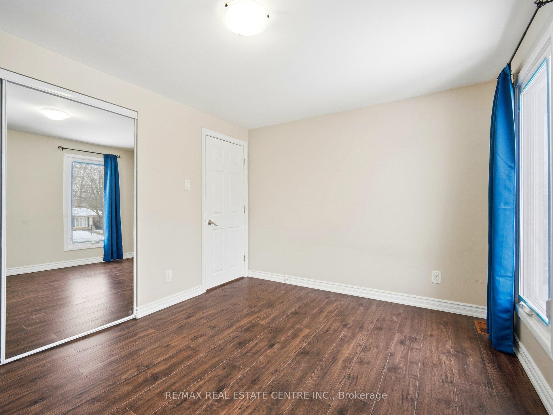 Photo 33 of Unit Upper Level, 112 Mountainview Road S, Halton Hills, Georgetown — HOMEH